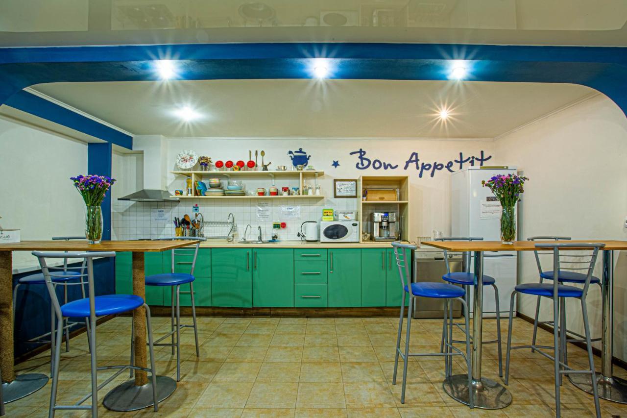 Gar'Is Hostel Kiev Eksteriør bilde